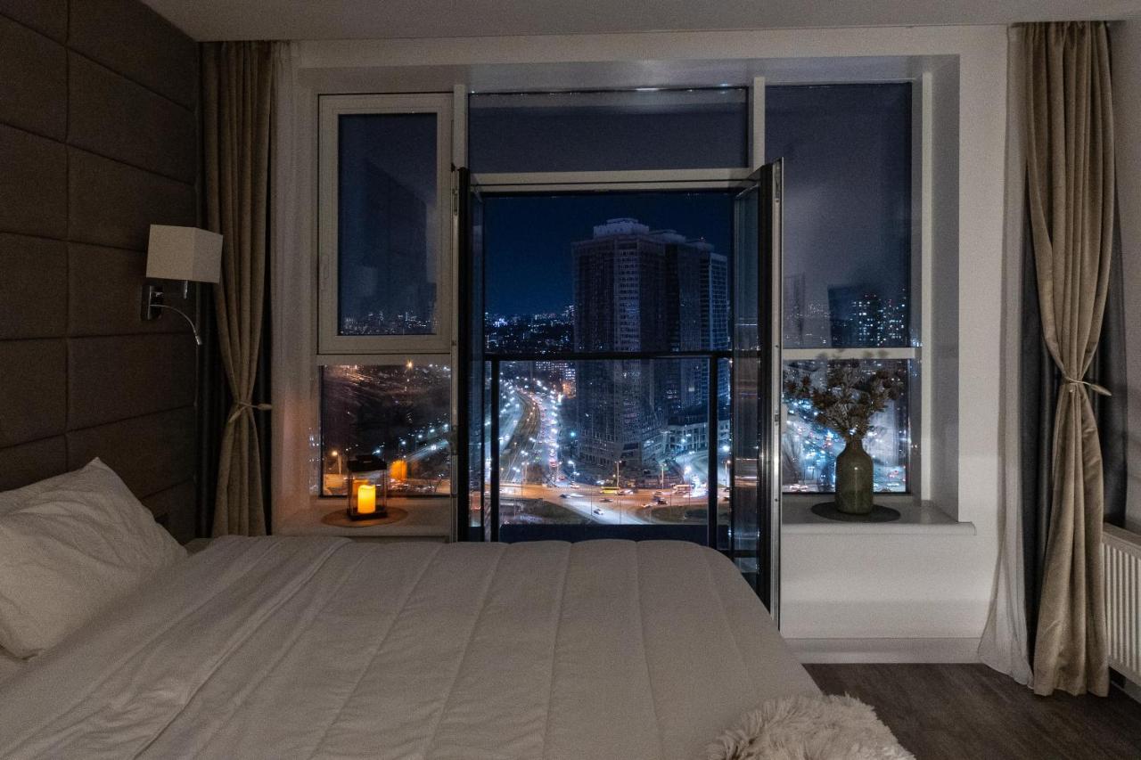 קייב Victory-29 Luxury Apartment Center מראה חיצוני תמונה