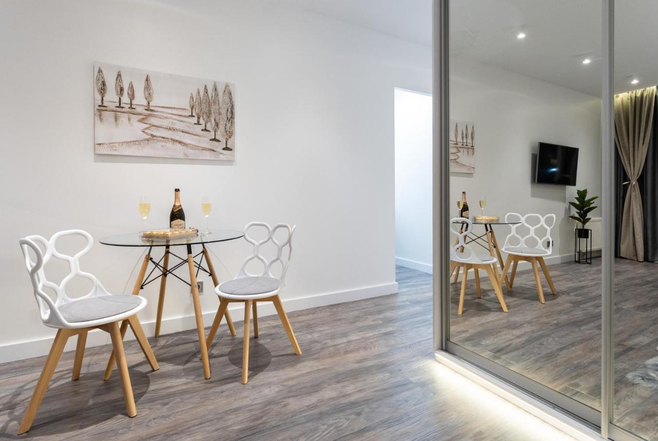 קייב Victory-29 Luxury Apartment Center מראה חיצוני תמונה
